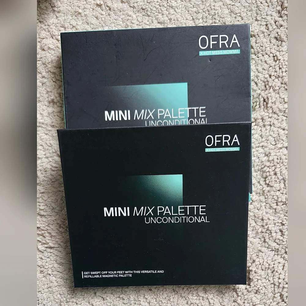 New OFRA X Hot Mess Momma Mini Mix Eyeshadow Palette Unconditional